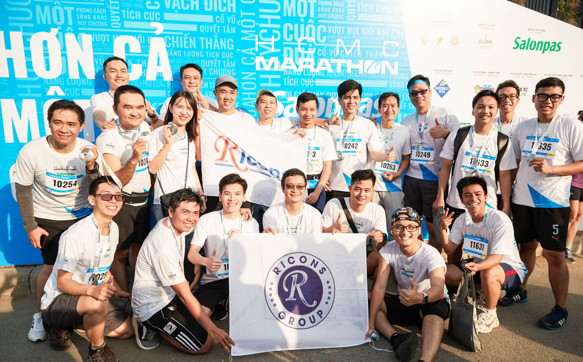 Cửa hàng Merchandise Salonpas HCMC Marathon 2023